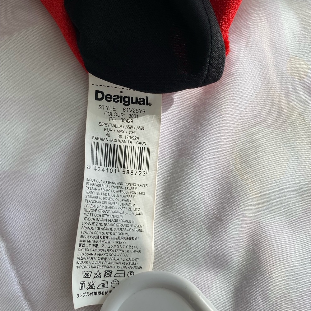 Desigual Vibrant Red Mini Dress with Artistic Detail - NWOT Size 10 - Picture 8 of 9